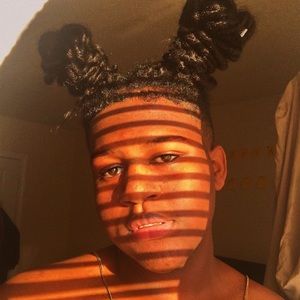 Meet your Posher, Javian